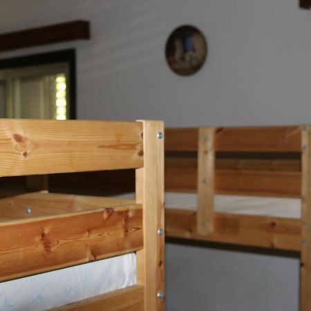 Costas Hostel Action Tseri 외부 사진