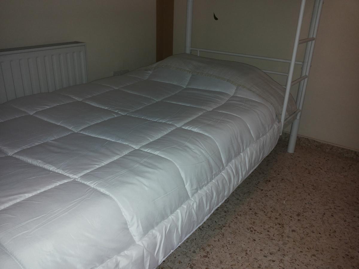 Costas Hostel Action Tseri 외부 사진