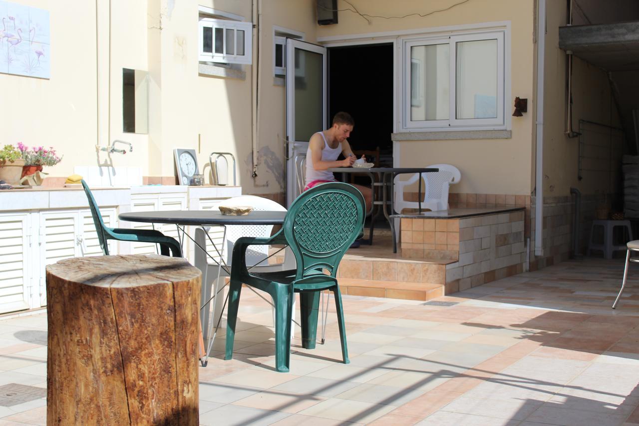 Costas Hostel Action Tseri 외부 사진